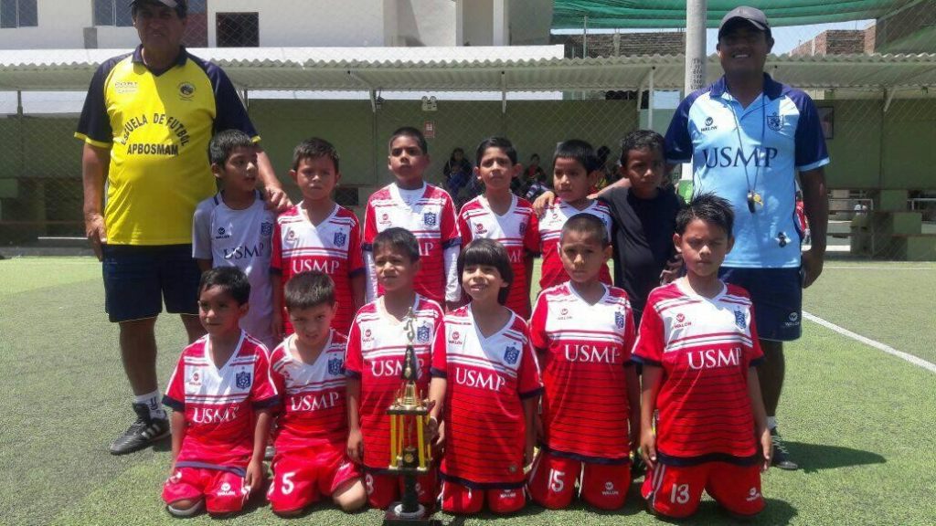 Pequeños de San Martín de Marcavelica representarán a la región en torneo nacional.