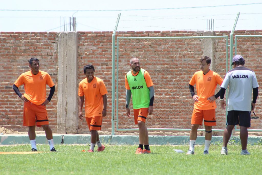 Bruno y Ramírez no jugarán por acumulación de tarjetas amarillas