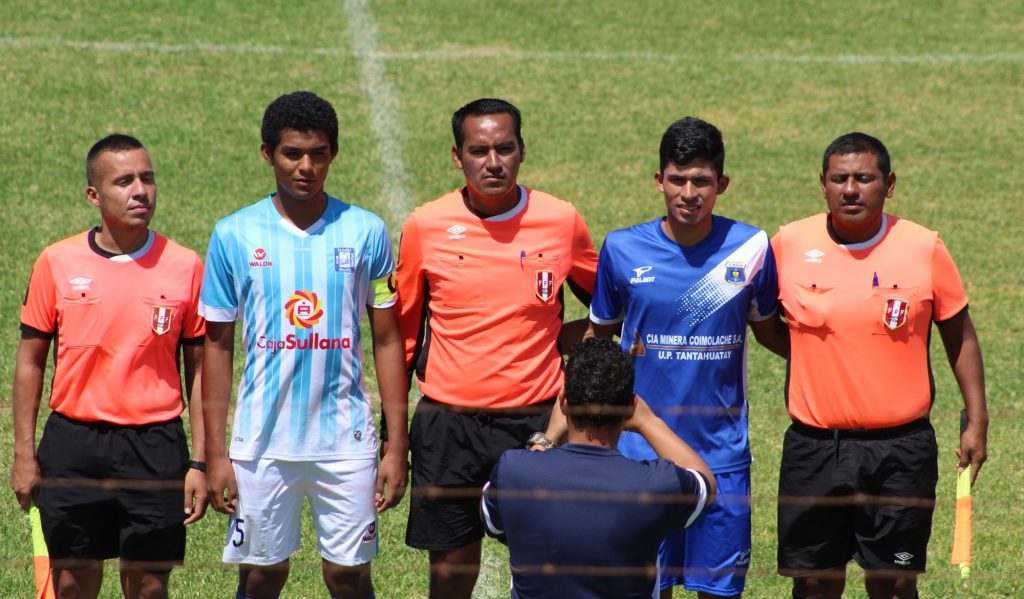 El capitán de la 17 es de La Quinta y su nombre es Luigui Alburqueque