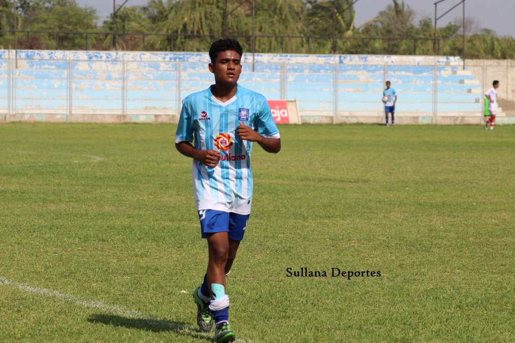 El goleador de la 17 es de Salitral y su nombre es Segundo Buenaventura