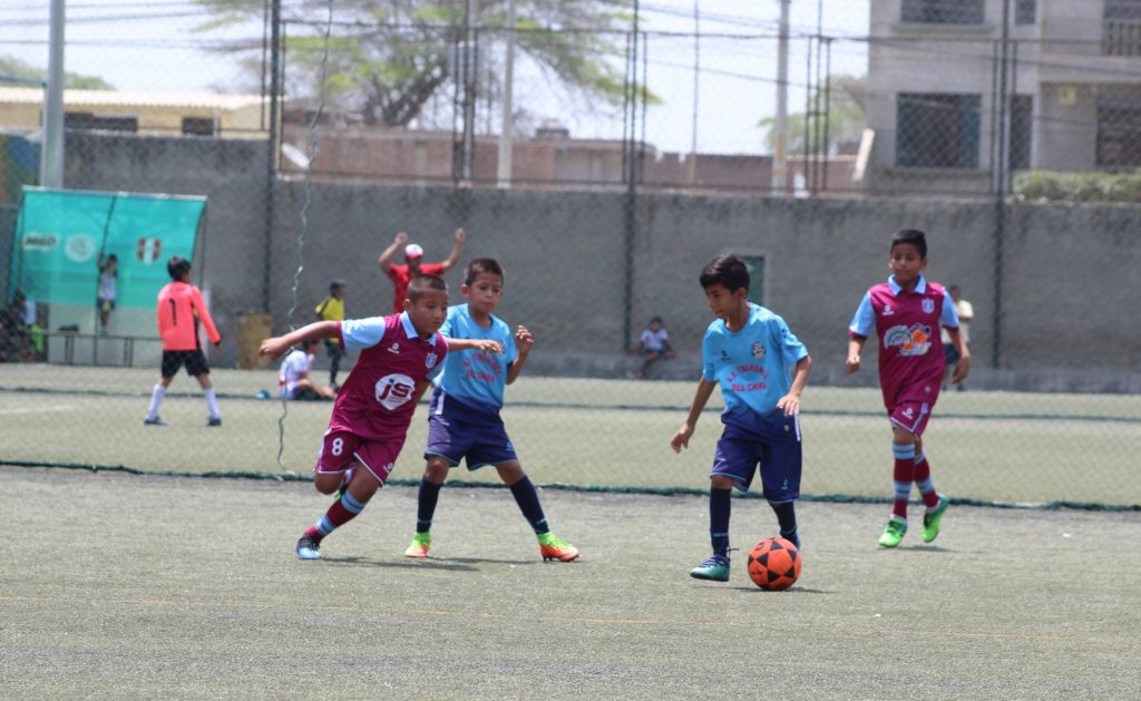 San Martín, Peruanitos y el Churre avanzan a paso firme en la Sub 10