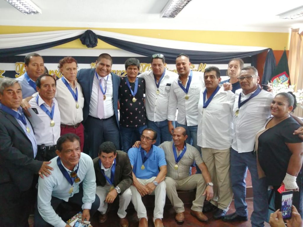 Alcalde reafirmó el compromiso de la construcción de la tribuna Sur