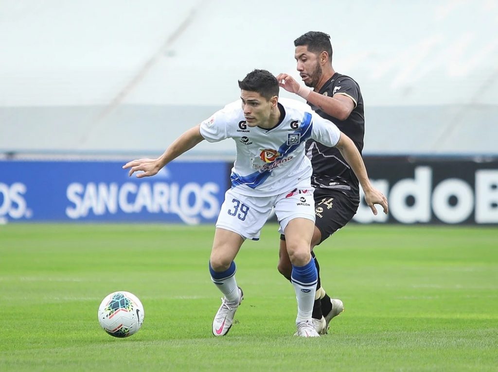 En el debut de Teddy, los Churres cayeron ante el Cuzco