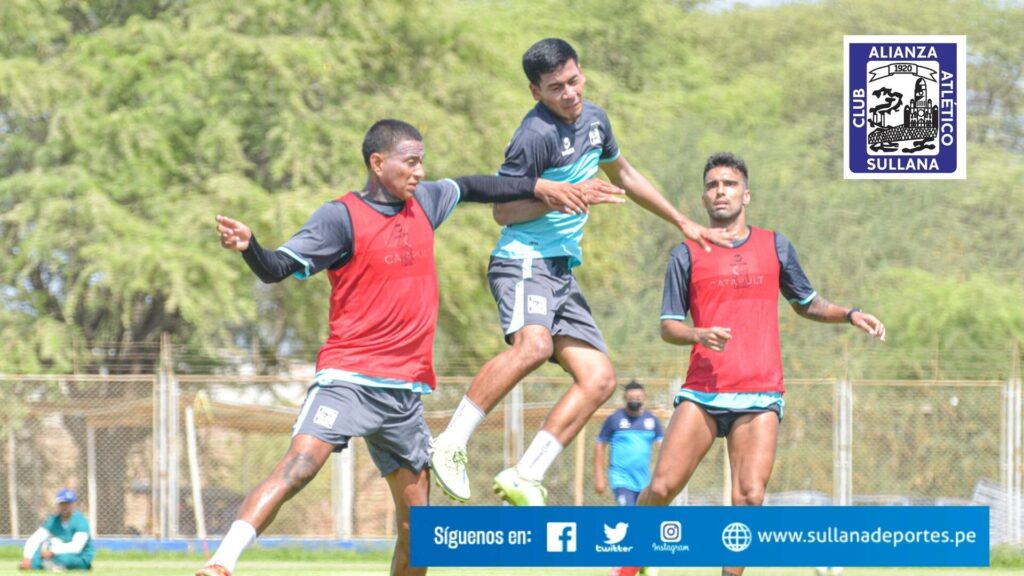 Churres vencieron a los albos en partido a puertas cerradas