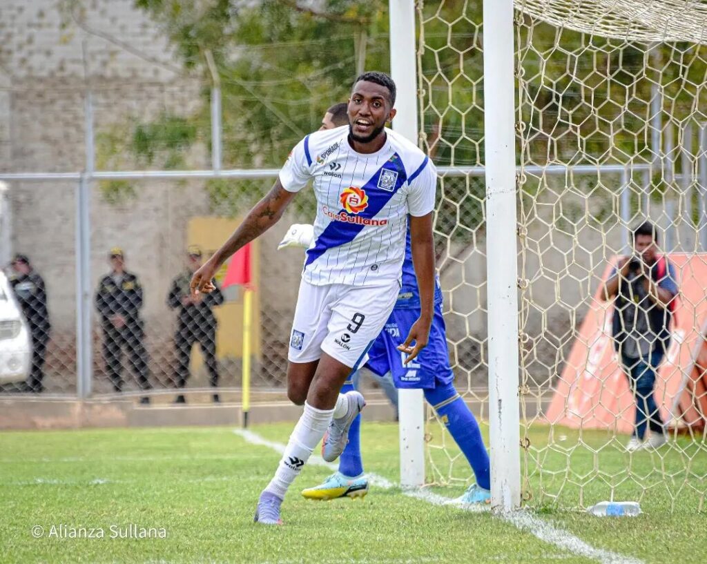 Churres ganaron y están a un paso de volver a la Sudamericana