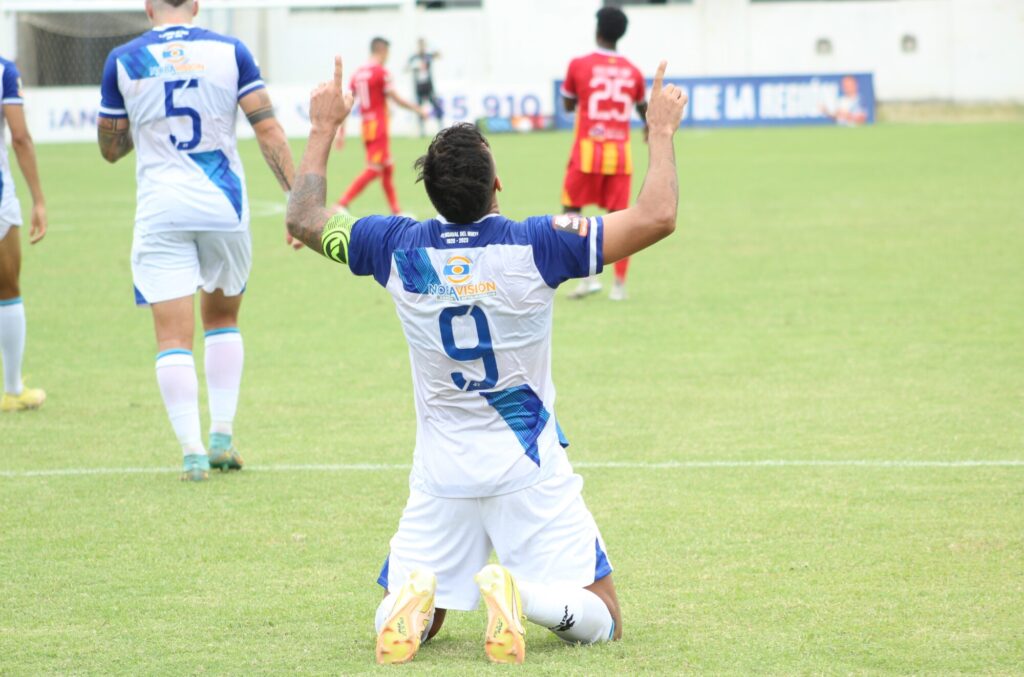 ¿Se va el goleador de Alianza Atlético de Sullana?