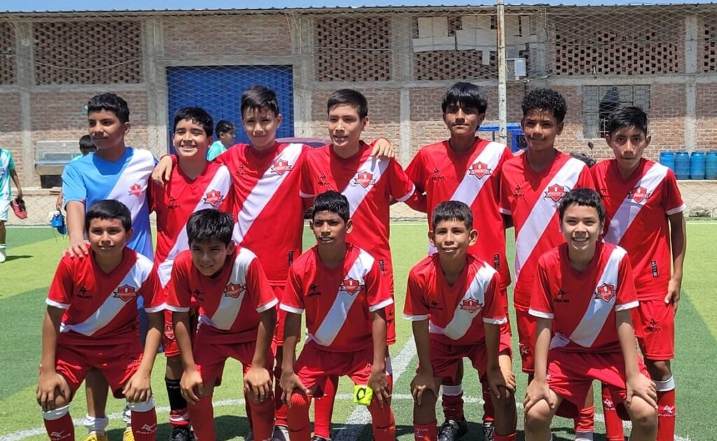 Peruanitos logró el título de la Sub 12 y mañana juega la departamental
