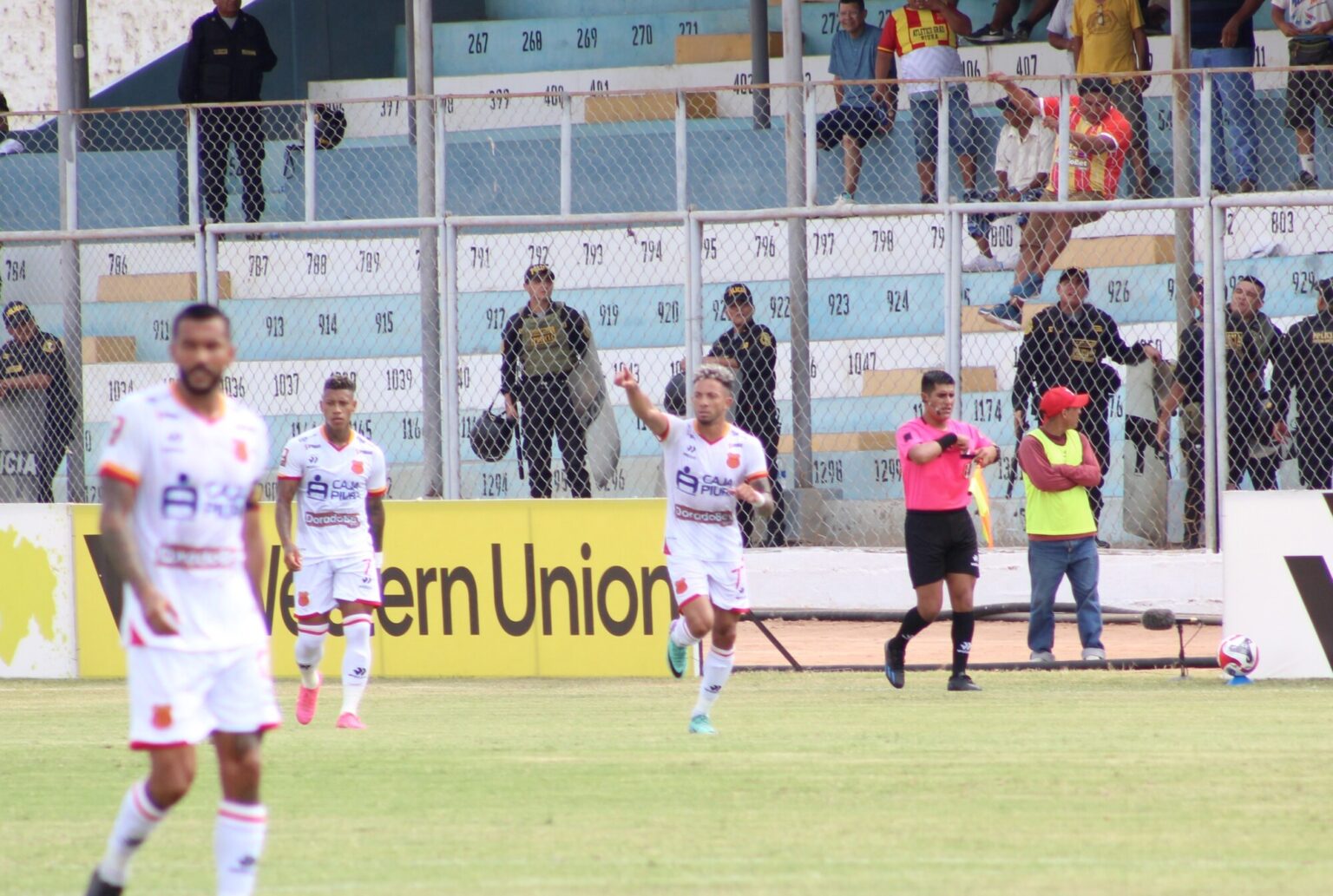 Grau va por el golpe ante Universitario