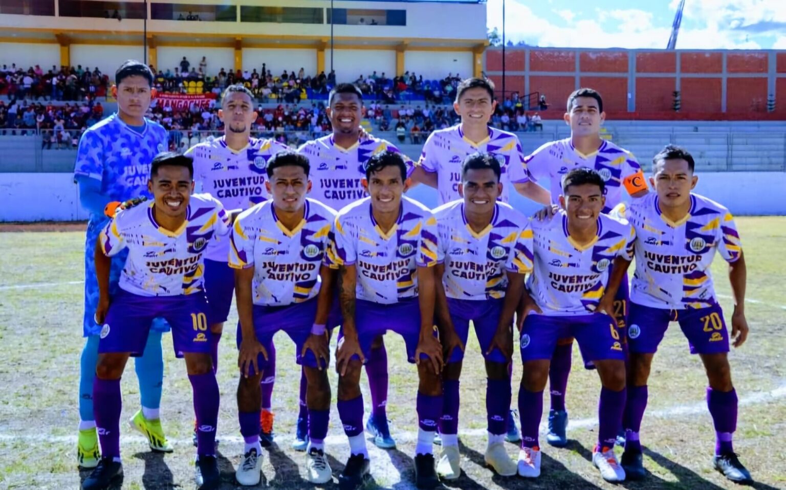 Juventud Cautivo da el primer paso hacia la final