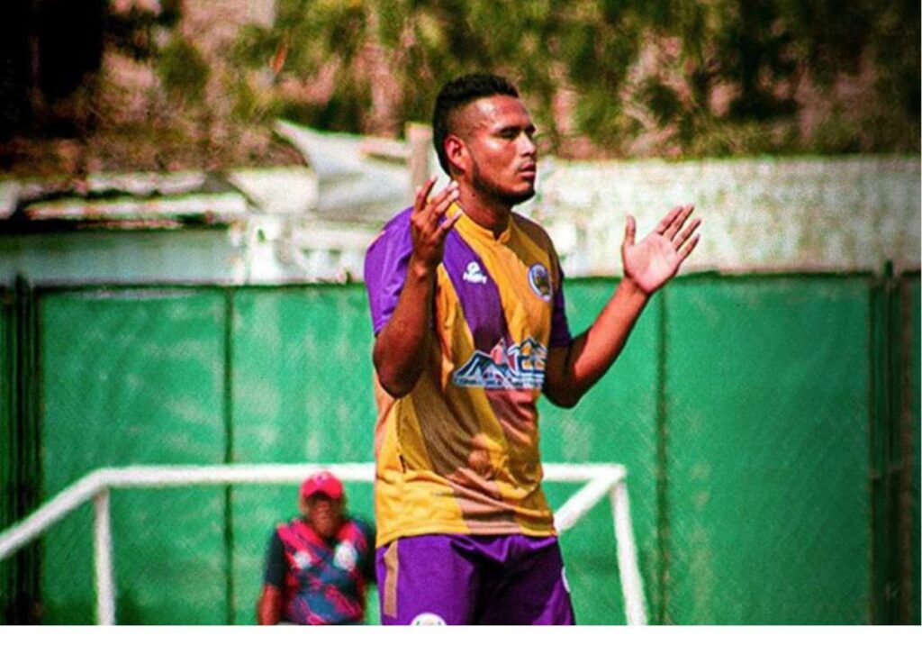 Owen Farfán volvió anotar en una final y consiguió su segundo título departamental.