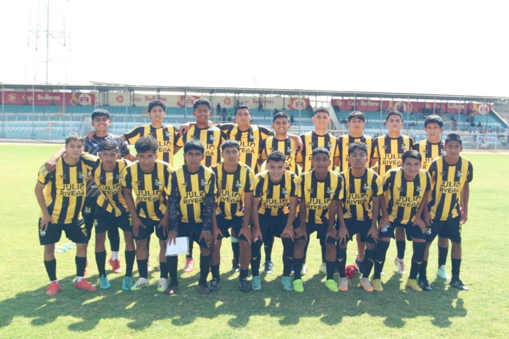 Escuela Unión Salaverryna a un paso de las semifinales de la Segunda División.