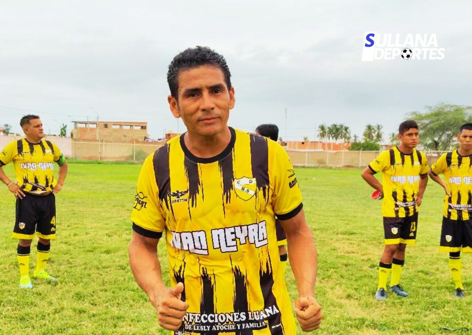 El 10 de Barrio Sur se llama Edinson “Parachique” Garay.