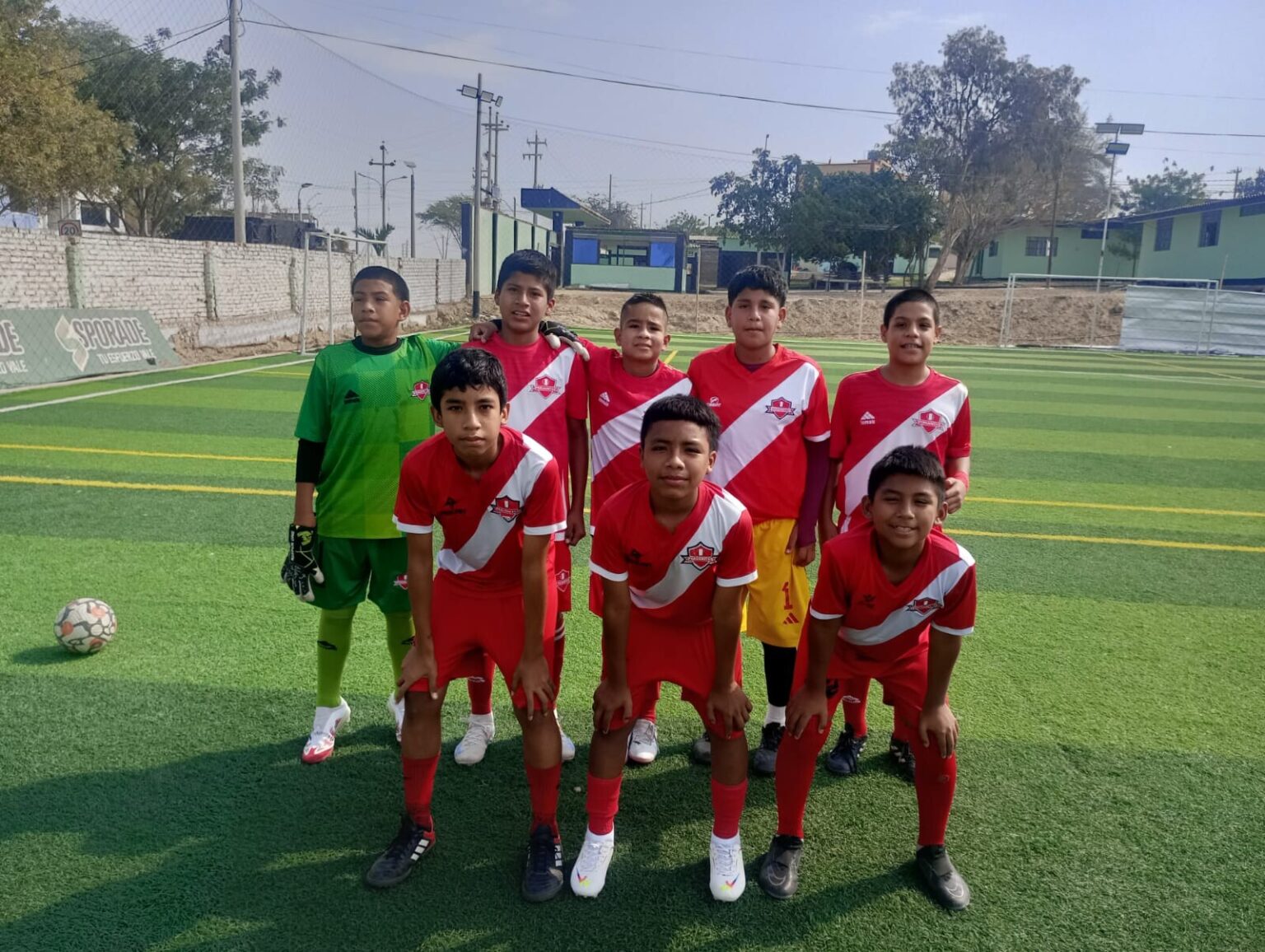 Salieron los campeones de Creciendo con el Fútbol en Sullana.